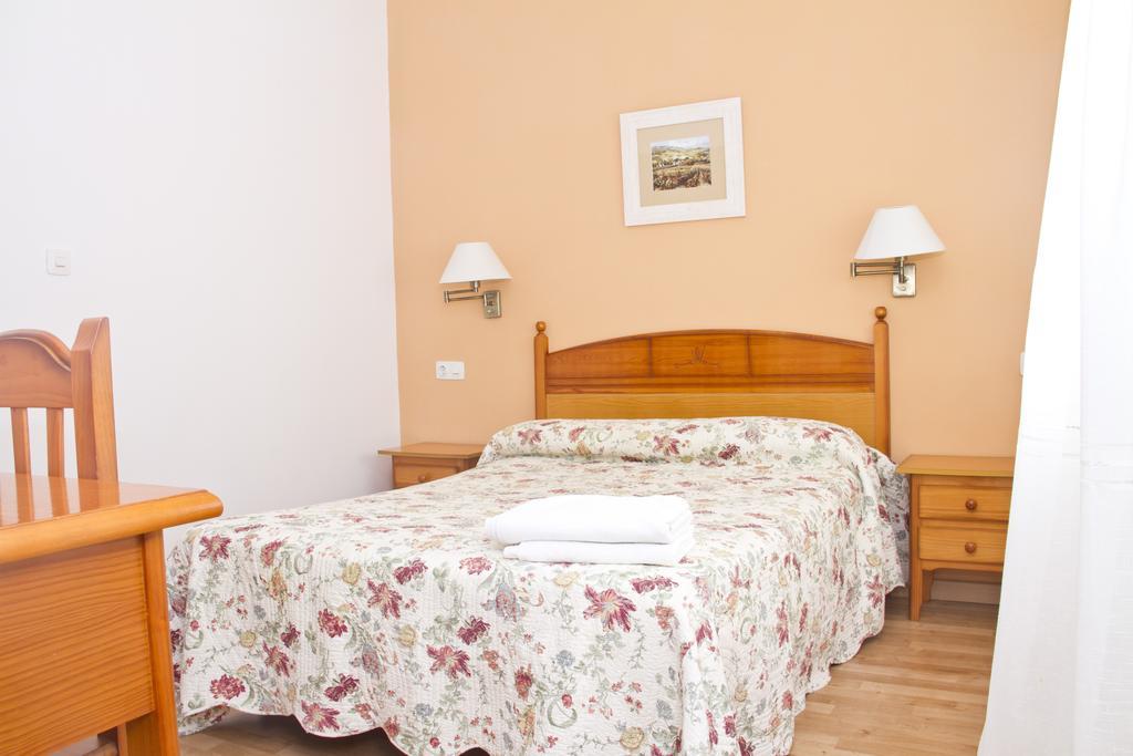Pension La Palma El Puerto de Santa Maria Luaran gambar